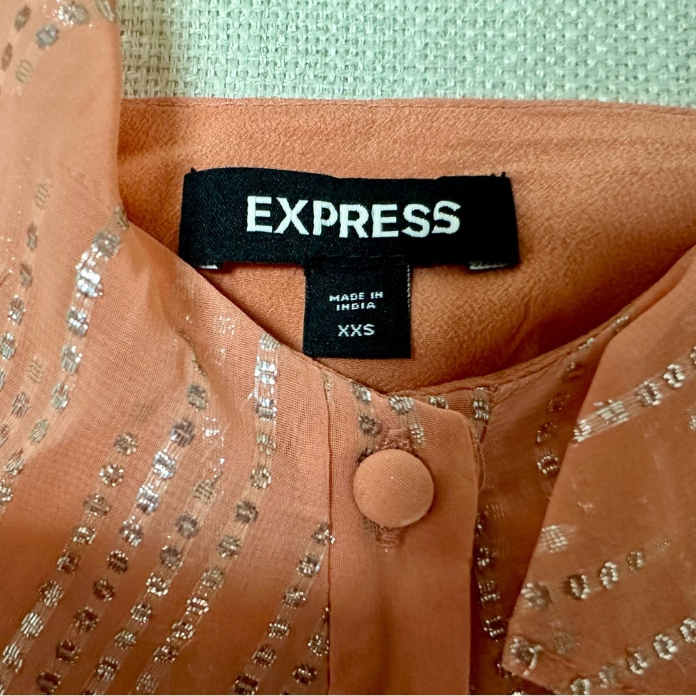 EXPRESS Metallic Ruffle Button Up Peplum Cami - Picture 3 of 3